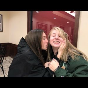 Meet your Posher, Paige